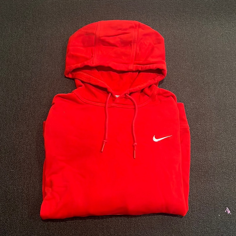 Red Nike sweatshirt size large